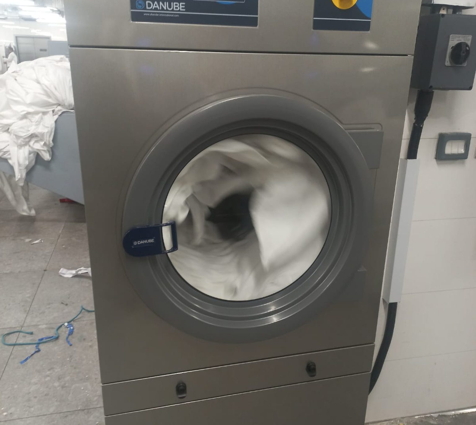 b99fb860-eebe-444a-8a3a-a24a3029d07d